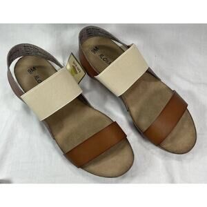 Women’s Light Beige & Brown Leather Sandals ALOHA ISLAND STRETCH Slip-on 9M New